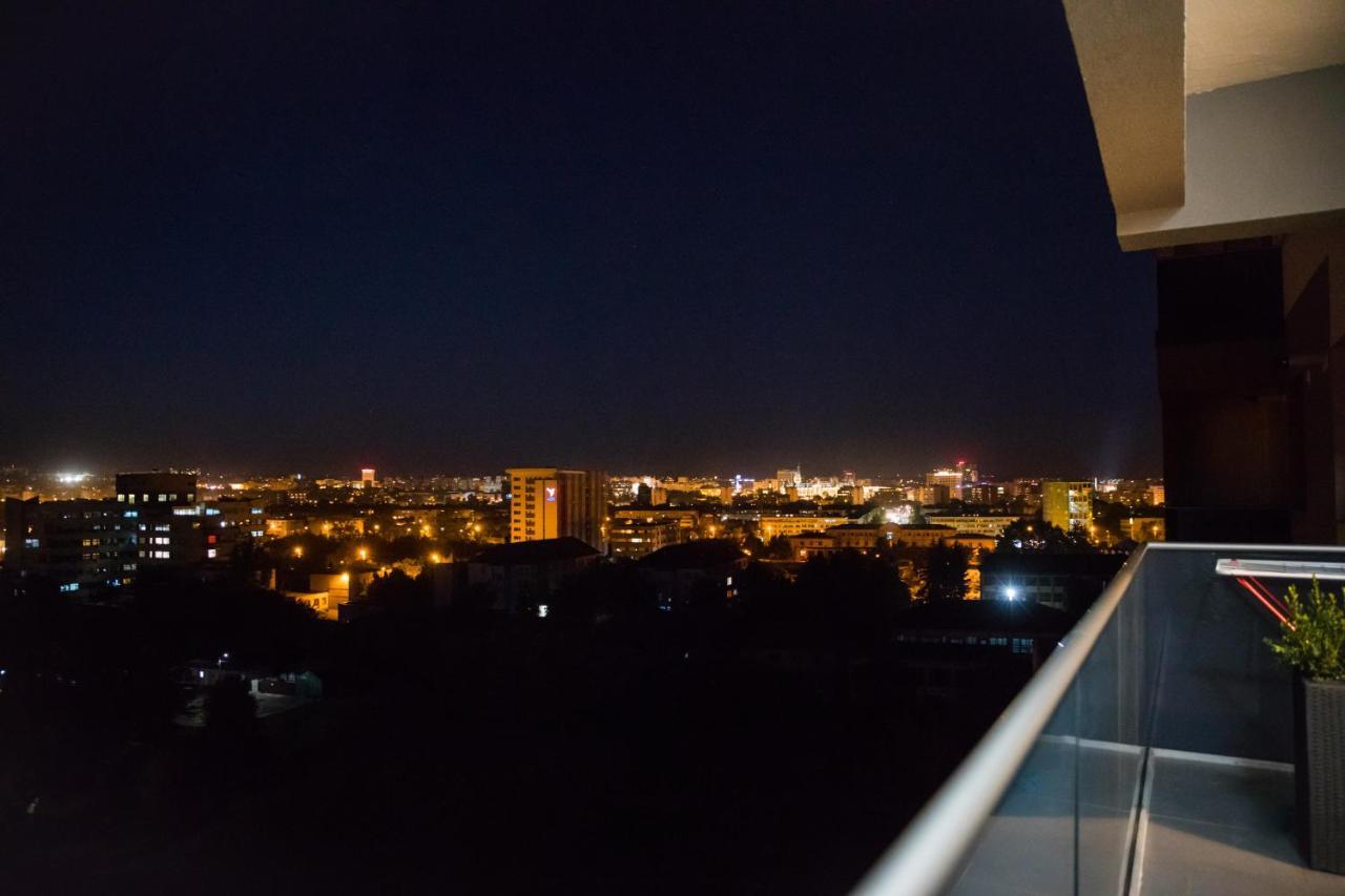 Panorama View Apartment 2Km To Palas Iasi Exterior photo